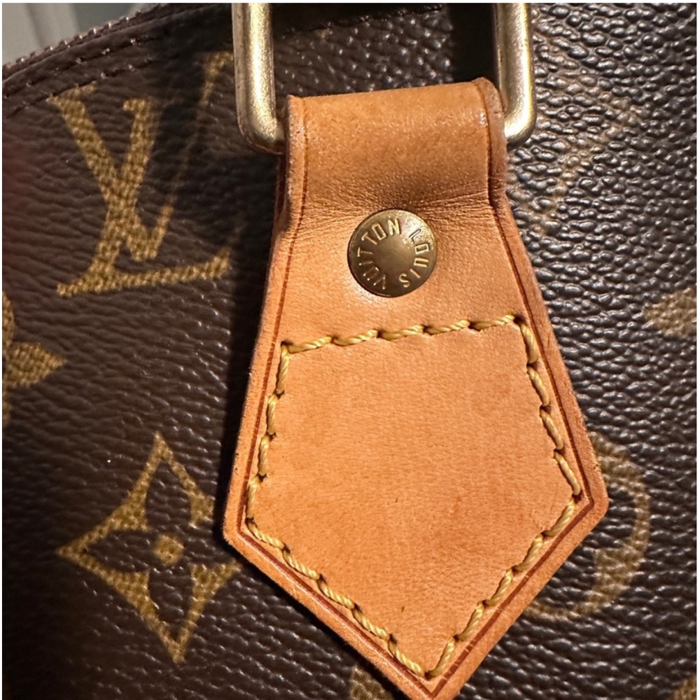 Louis Vuitton Alma PM 💯 % authentic - Picture 8 of 17